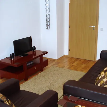 - Mountain View Apartament Bansko