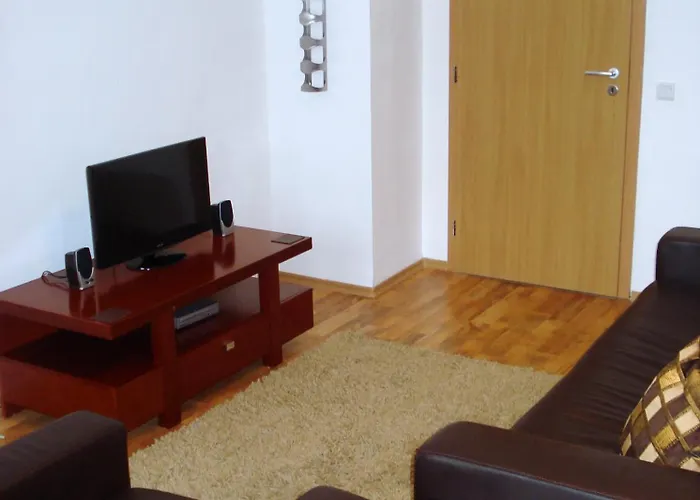 - Mountain View Apartment Bansko